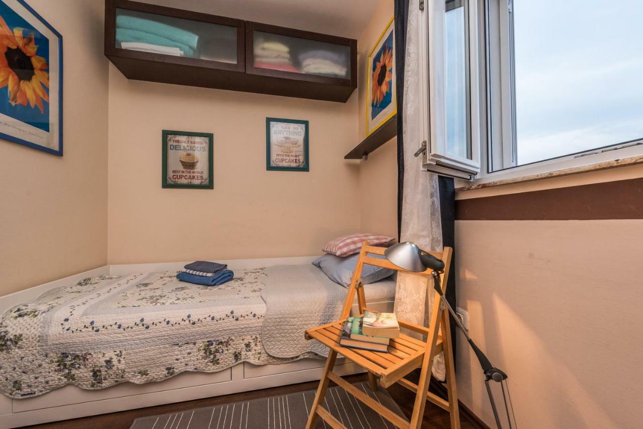 Apartments Jelavic Sutomiscica Eksteriør billede